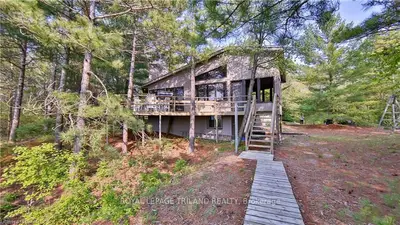 9848 HURON Place, Lambton Shores, ON N0M 1T0