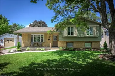 54 GLENBURNIE Crescent, London North, ON N5X 2A3