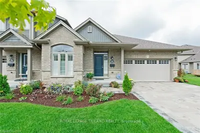 3426 CASTLE ROCK Place, London South, ON N6L 0E4