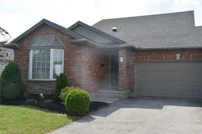 208 CHELTON Road, London South, ON N6M 1B5