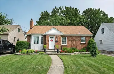 46 DEVONSHIRE Avenue, London South, ON N6C 2H4