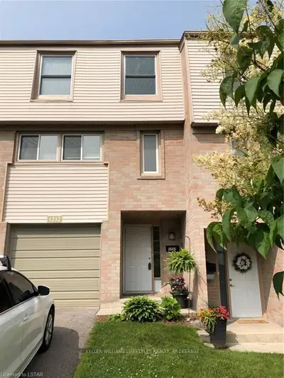 1232 LIMBERLOST Road 43, London North, ON N6G 3A5