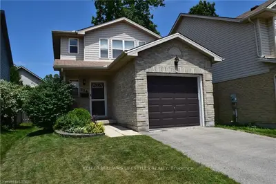 526 BLACKWATER Place, London North, ON N5X 4J4