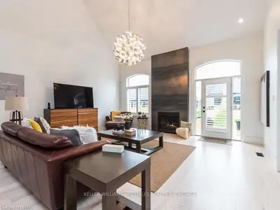 2215 CALLINGHAM Drive 60, London North, ON N6G 5B8