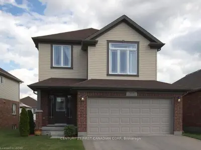 3274 EMILYCARR Lane, London South, ON N6L 0B2