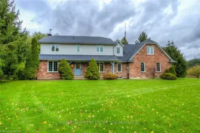 7938 Longwoods Road, Strathroy-caradoc, On N0l 1w0
