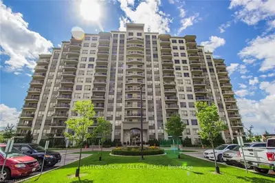 1030 Coronation Drive 103, London North, ON N6G 0G5