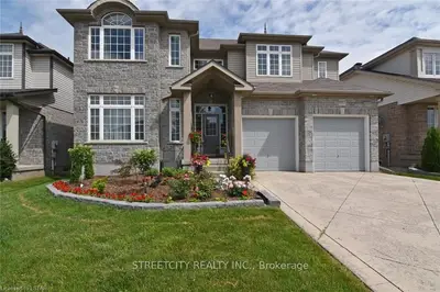 885 Springbank Avenue, Woodstock, On N4t 0a9