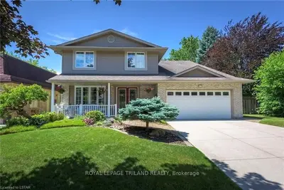 34 GARDENVALE Crescent, London South, ON N6J 4B9