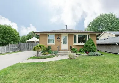 1308 ERNEST Avenue, London South, ON N6E 2C1