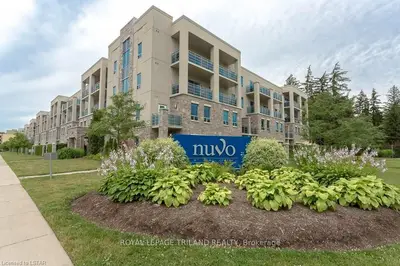 320 SUGARCREEK Trail 116, London North, ON N6H 0G4