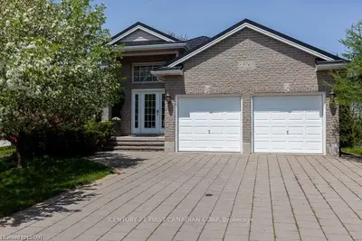 976 Marigold Street, London North, On N5x 4n8