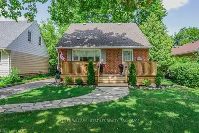24 CORNISH Street, London East, ON N5W 4M3