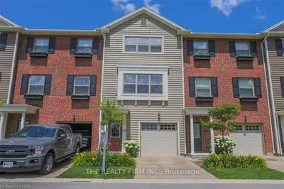 1040 CORONATION Drive 57, London North, ON N6G 0R8