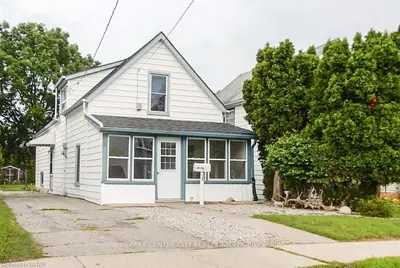 30 Pearl Street, Tillsonburg, On N5h 2r2
