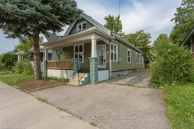 68 ADELAIDE Street S, London South, ON N5Z 3K4