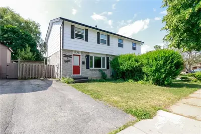 835 JALNA Boulevard, London South, ON N6E 2S2