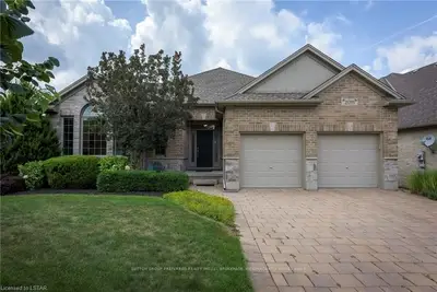2093 RIVERBEND Road, London South, ON N6K 0A3