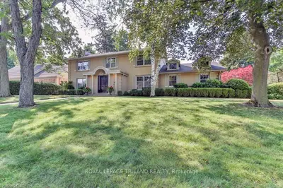 28 LINKSGATE Road, London North, ON N6G 2A7