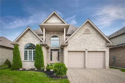 2047 WESTPOINT Heights, London South, ON N6P 0A3