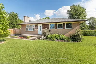 1951 Duluth Crescent, London East, ON N5V 5C9