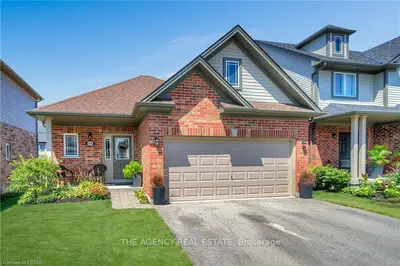 418 BLACKACRES Boulevard, London North, ON N6G 0J2