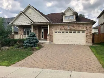 391 BERRYHILL Drive, London North, ON N5X 3L3
