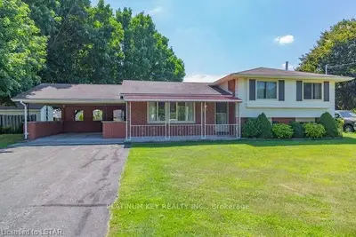 542 CHURCHILL Crescent, Strathroy-Caradoc, ON N0L 1W0