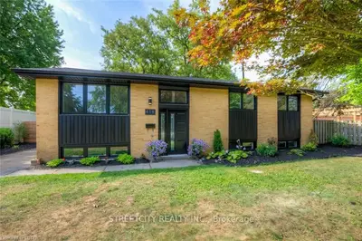 418 WESTMOUNT Street, Strathroy-Caradoc, ON N7G 2A1