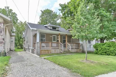 207 HURON Street, London East, ON N6A 2J6
