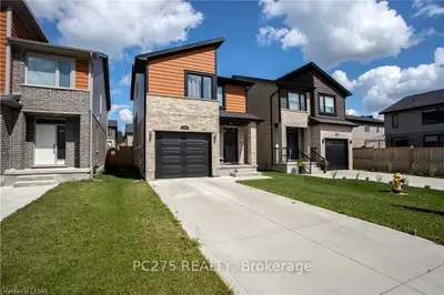 2245 TRIBALWOOD Street, London North, ON N6G 0R4