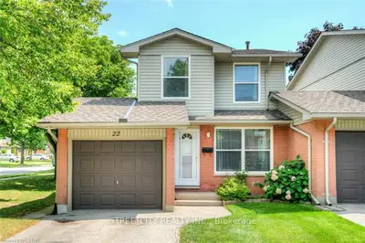 1250 JALNA Boulevard 22, London South, ON N6E 2W4