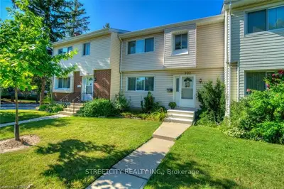 702 WILKINS Street, London South, ON N6C 4Z9