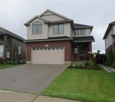 1040 OAKCROSSING Road, London North, ON N6H 0A8