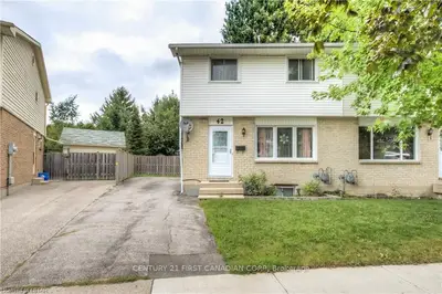 42 ROSAMOND Crescent, London South, ON N6E 2M8