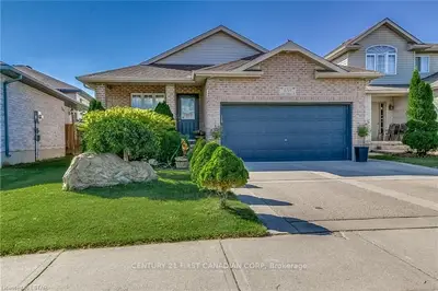1314 SOUTH WENIGE Drive, London North, ON N5X 4M8