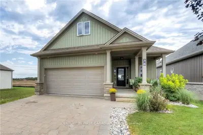38 ABBOTT Street, Strathroy-Caradoc, ON N7G 0B6