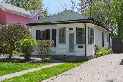 133 ST. JAMES Street, London East, ON N6A 1W6