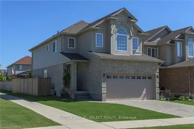 1138 SANDBAR Street, London North, ON N6G 0G6