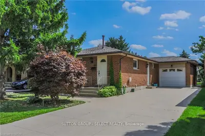 71 MURIEL Crescent, London South, ON N6E 2K3