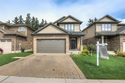 1283 HOWLETT Circle, London North, ON N5X 0K6