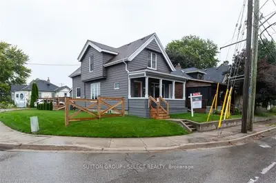 554 QUEBEC Street, London East, ON N5W 3Z1