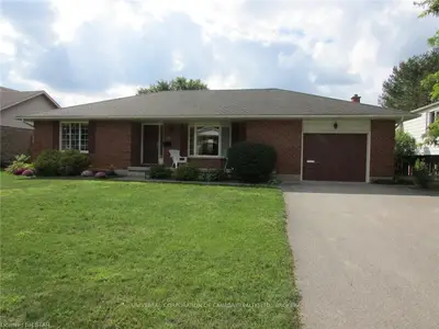 56 Anne Street, Aylmer, On N5h 3a2