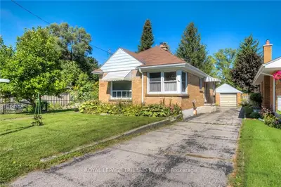 424 Hickson Avenue, London South, ON N6C 2L5