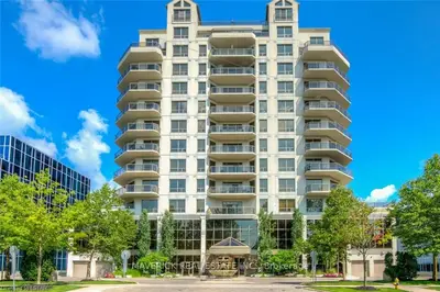 250 PALL MALL Street 608, London East, ON N6A 6K3