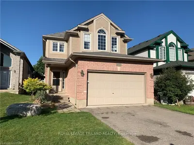 1635 MICKLEBOROUGH Court, London North, ON N6G 5R7