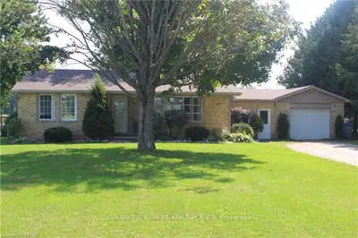 8767 Glengyle Drive, Strathroy-caradoc, On N7g 3h3