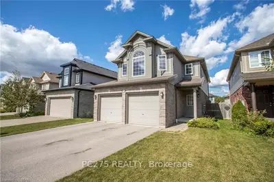 1195 LAWSON Road, London North, ON N6G 5K3