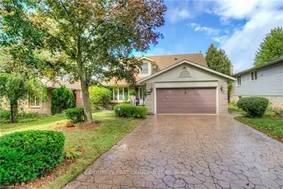 20 ROBINWOOD Crescent, London South, ON N6K 3B4