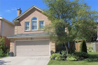 54 LAUREL Street, London North, ON N6H 4W4